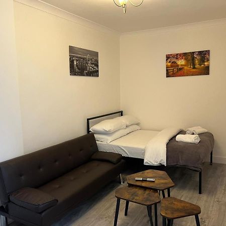 Апартаменты F4-Ground Floor Studio Fits 3 Near Paddington Лондон Экстерьер фото